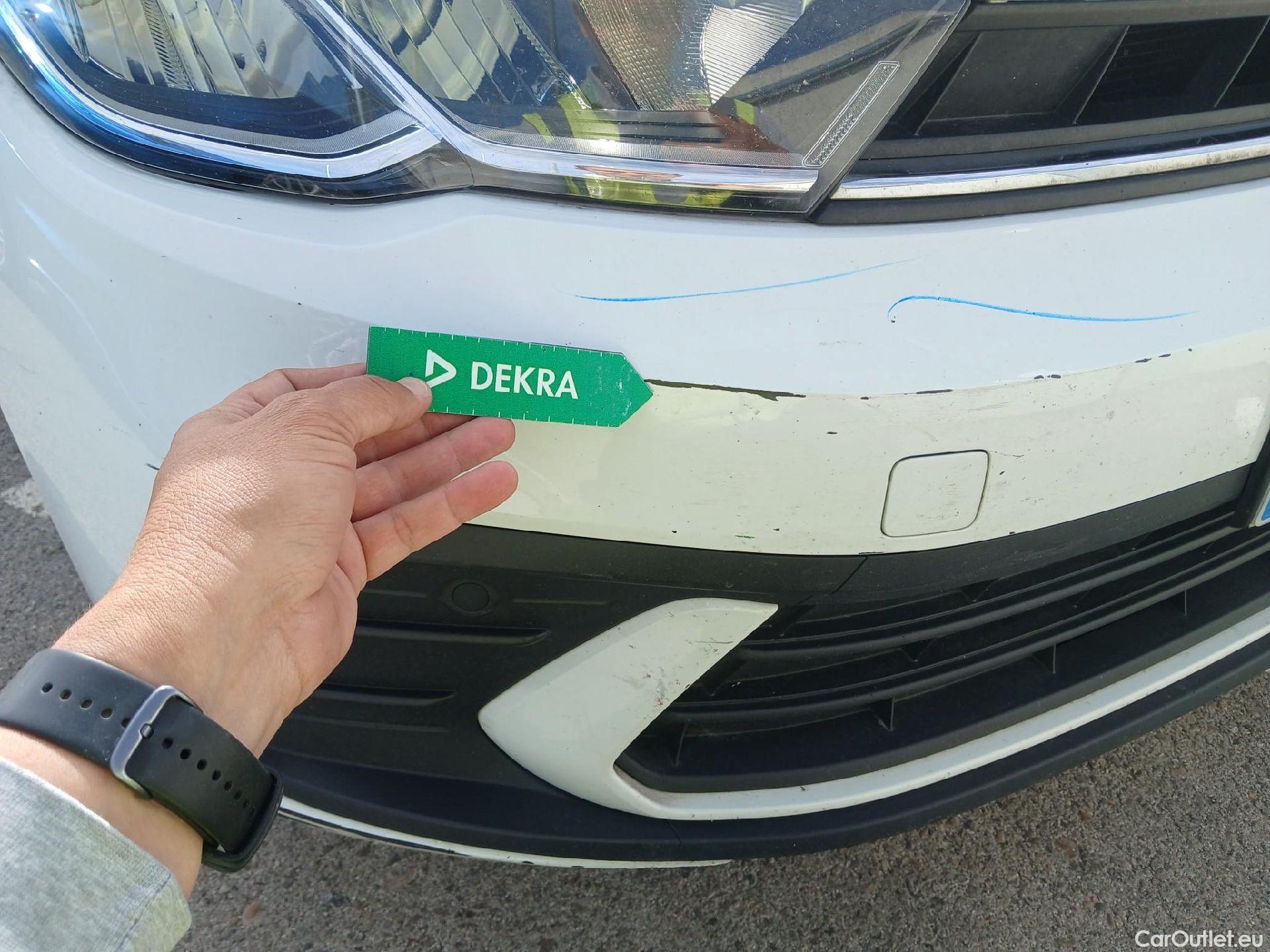  Volkswagen  Polo VOLKSWAGEN  / 2021 / 5P / berlina con portón Life 1.0 TSI 70kW (95CV) #5