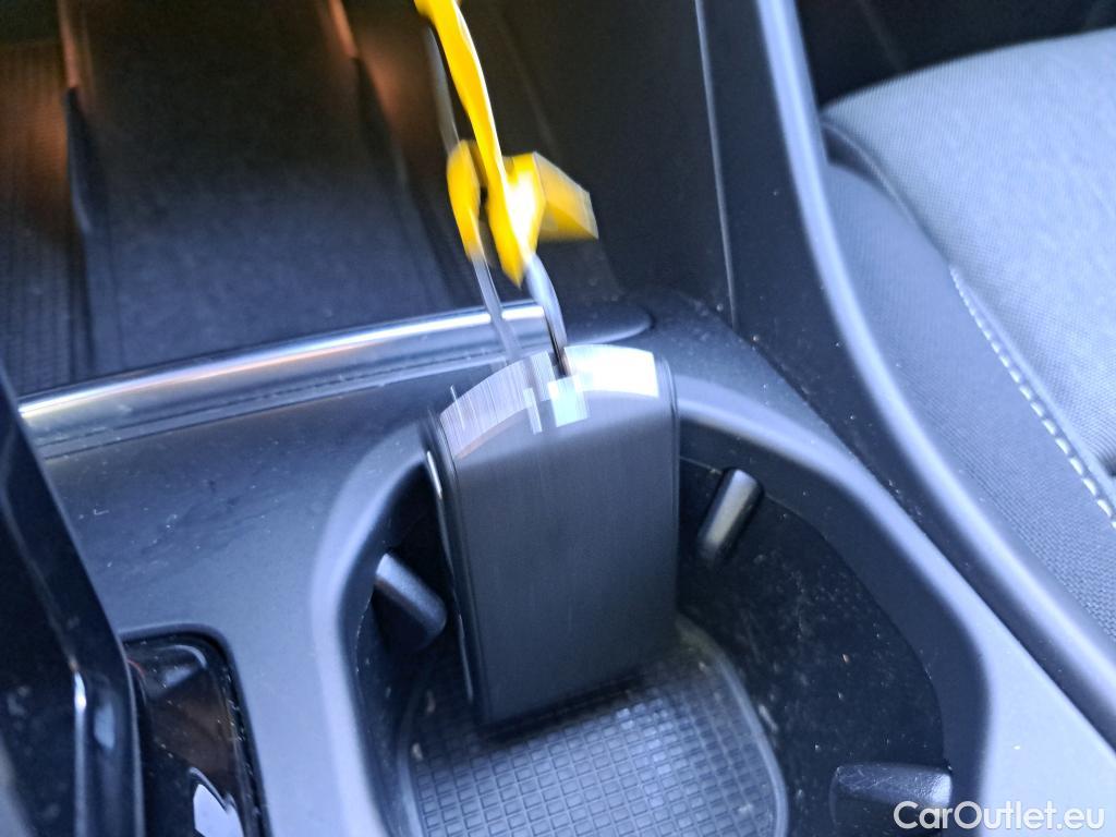  Volvo  XC 40 VOLVO XC40 / 2021 / 5P / todoterreno 1.5 T4 Recharge PHEV Core Auto #2