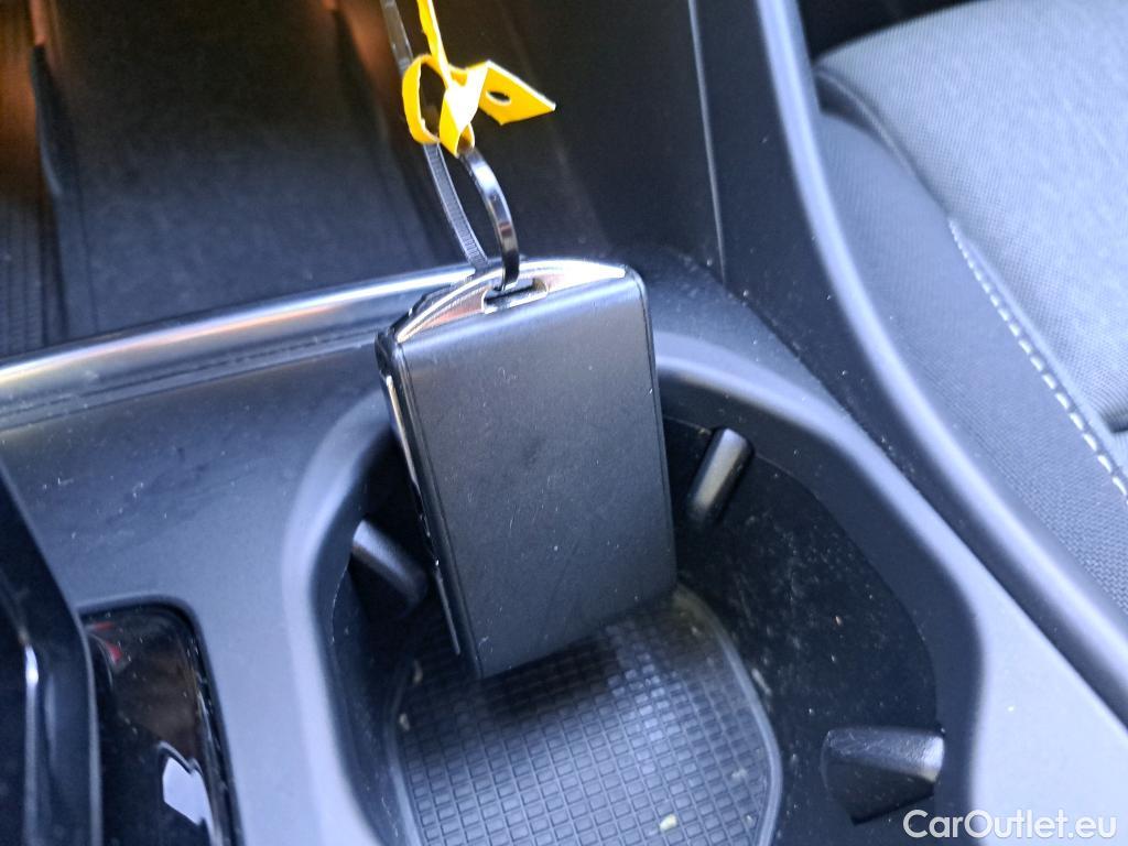  Volvo  XC 40 VOLVO XC40 / 2021 / 5P / todoterreno 1.5 T4 Recharge PHEV Core Auto #1