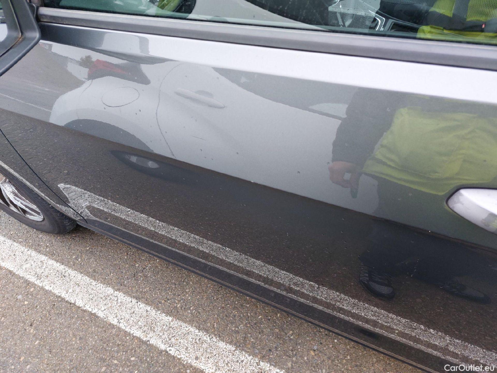  Volkswagen  Golf  VOLKSWAGEN / 2016 / 5P / berlina con portón Advance 1.5 TSI EVO 110kW (150CV) DSG #8