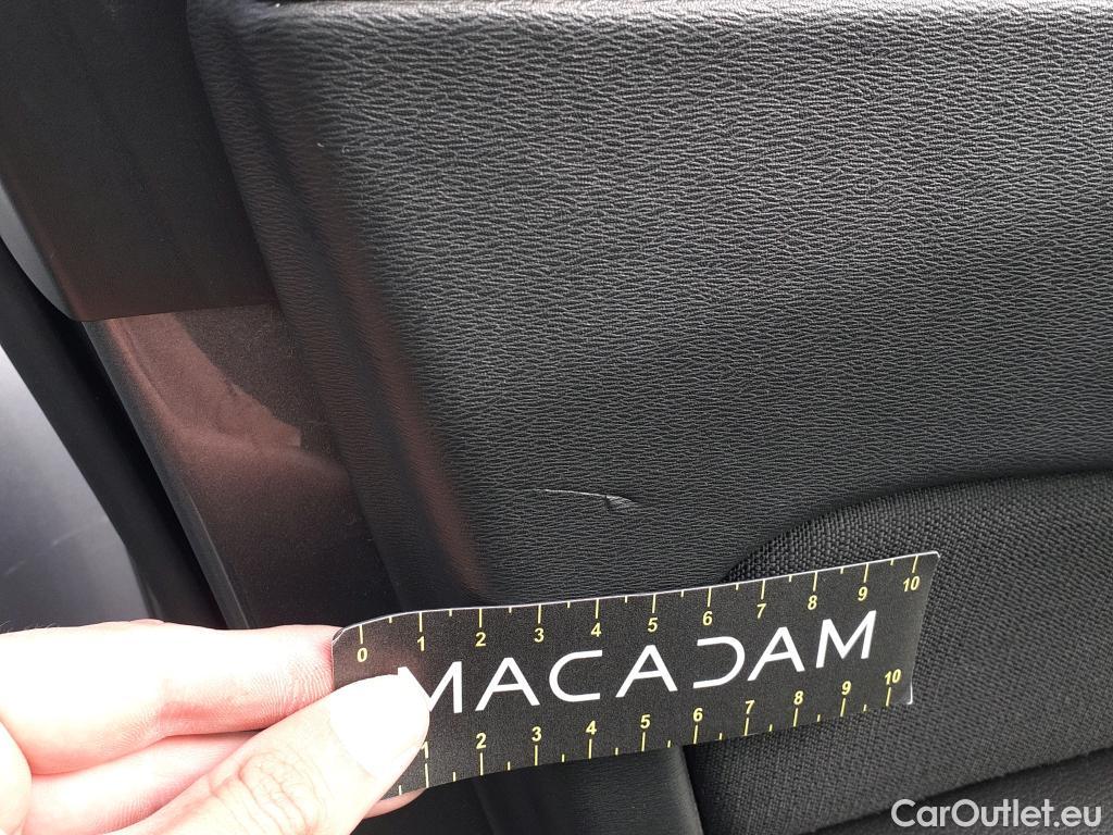  Volvo  XC60 VOLVO  / 2017 / 5P / todoterreno 2.0 T4 Momentum Auto #13