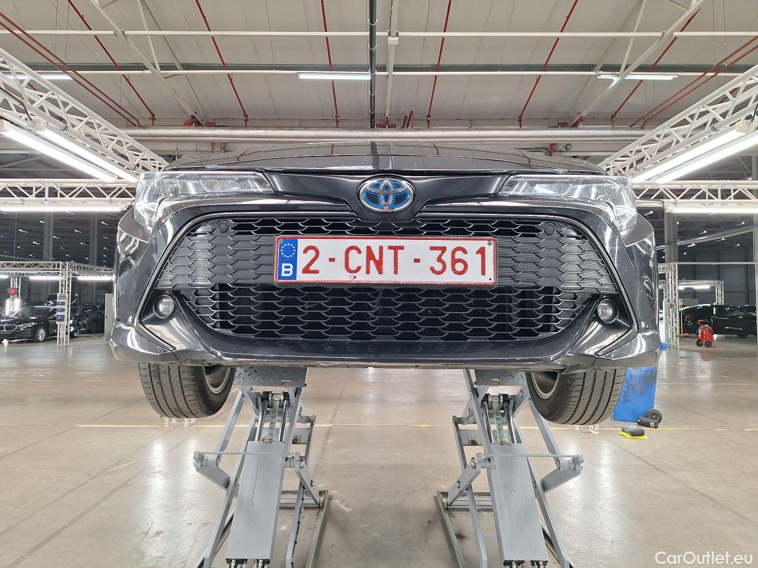  Toyota  Corolla Toyota,  TS '19, Toyota  Touring Sports 1.8 Hybrid Dynamic e #1