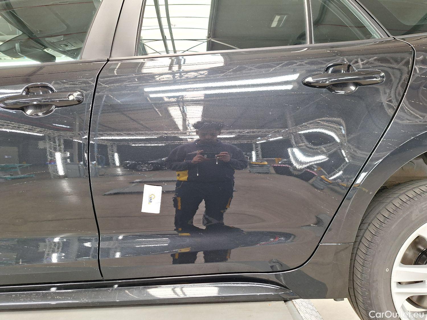  Toyota  Corolla Toyota,  TS '19, Toyota  Touring Sports 1.8 Hybrid Dynamic e #32