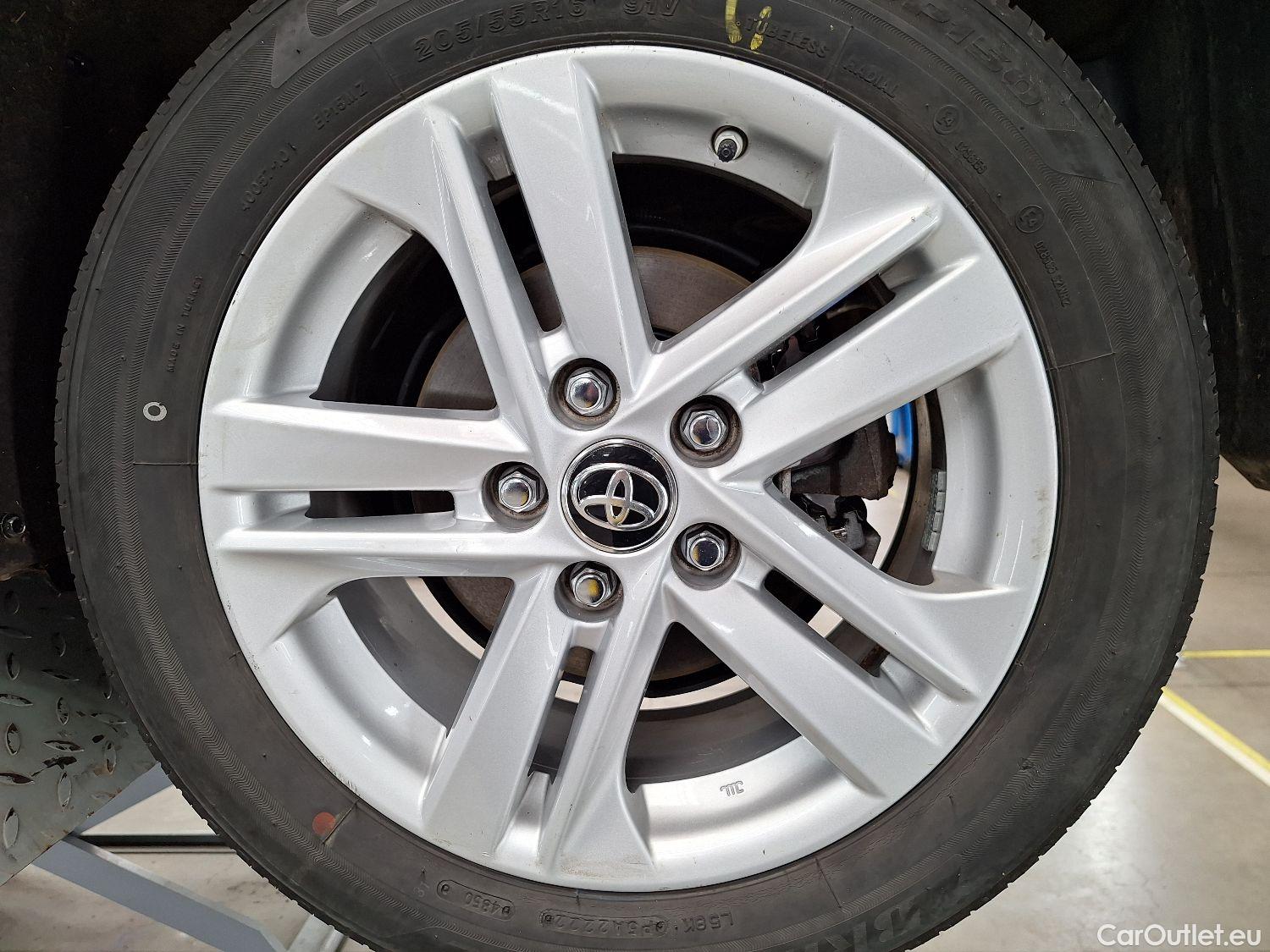  Toyota  Corolla Toyota,  TS '19, Toyota  Touring Sports 1.8 Hybrid Dynamic e #11