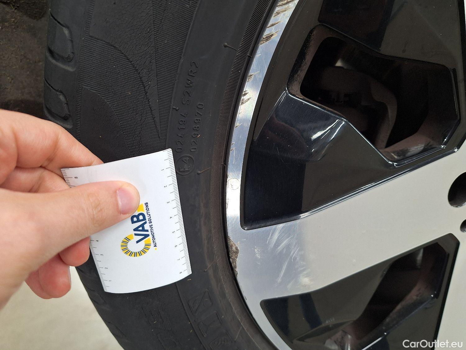  Mercedes  GLB Mercedes,  '19, Mercedes-Benz   200 d Business Solution 5d #2