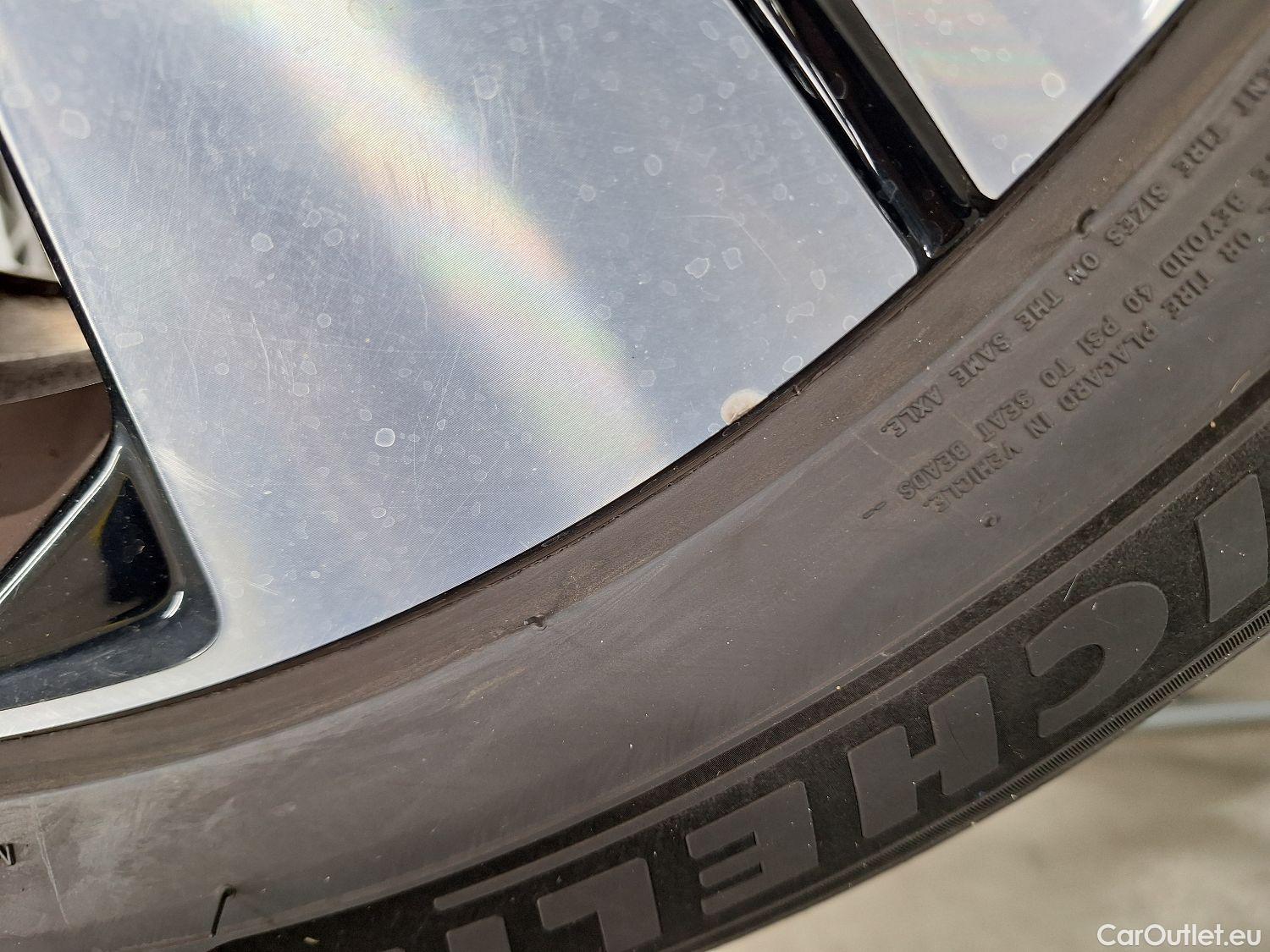  Volvo  XC 40 Volvo, XC40 '17, Volvo XC40 T5 Twin Engine Momentum Pro 5d #6