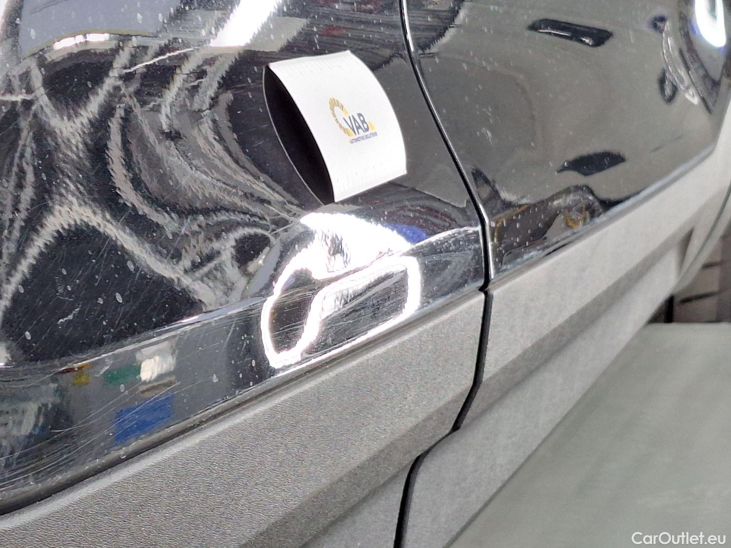  Volvo  XC 40 Volvo, XC40 '17, Volvo XC40 T5 Twin Engine Momentum Pro 5d #27