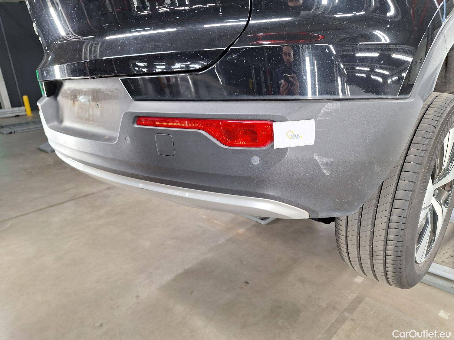  Volvo  XC 40 Volvo, XC40 '17, Volvo XC40 T5 Twin Engine Momentum Pro 5d #32