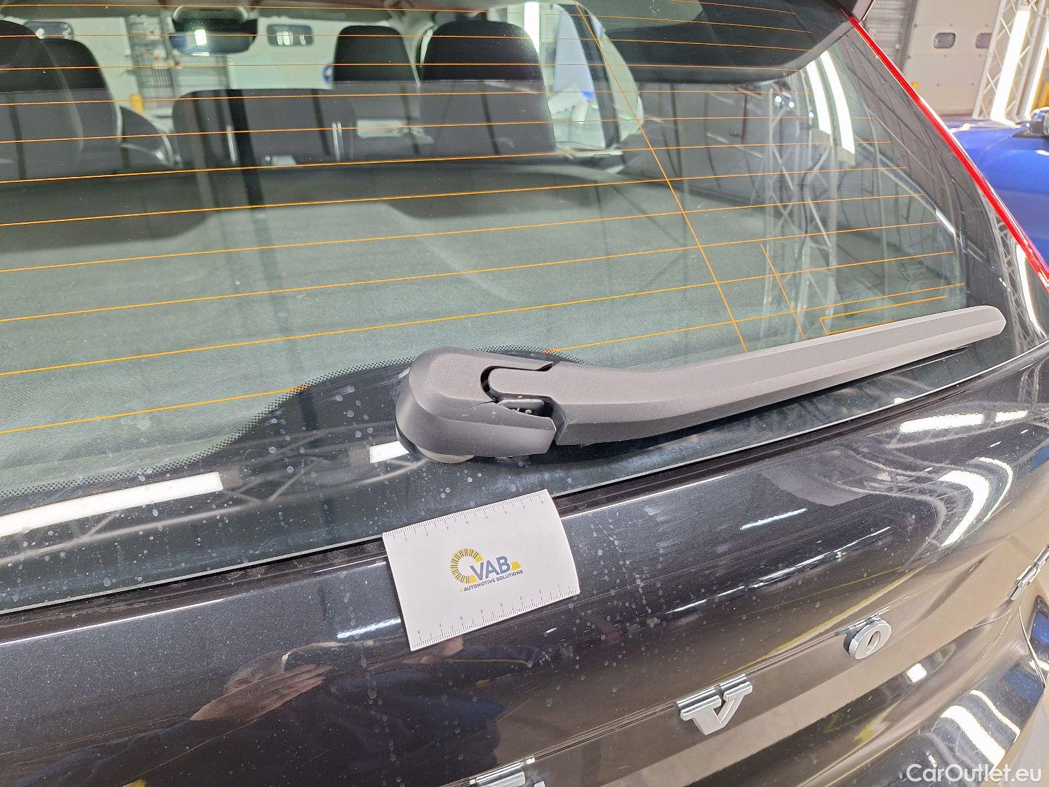  Volvo  XC 40 Volvo, XC40 '17, Volvo XC40 T5 Twin Engine Momentum Pro 5d #46