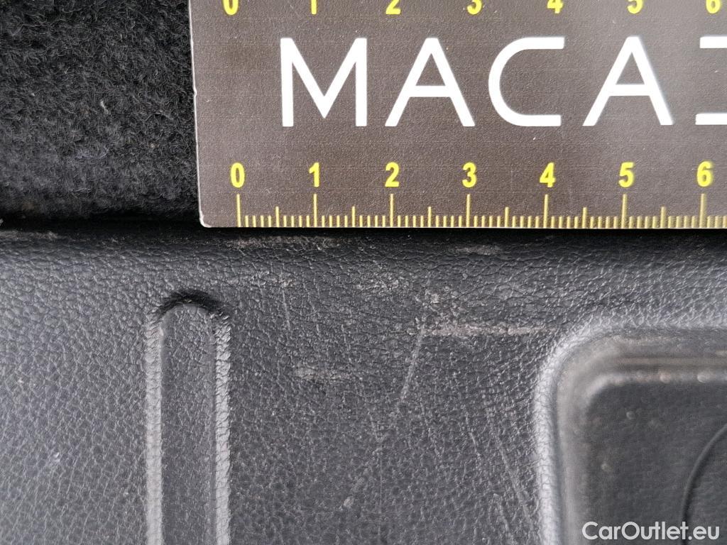  Hyundai  Tucson HYUNDAI  / 2020 / 5P / SUV 1.6 HYBRID 230 CREATIVE #49