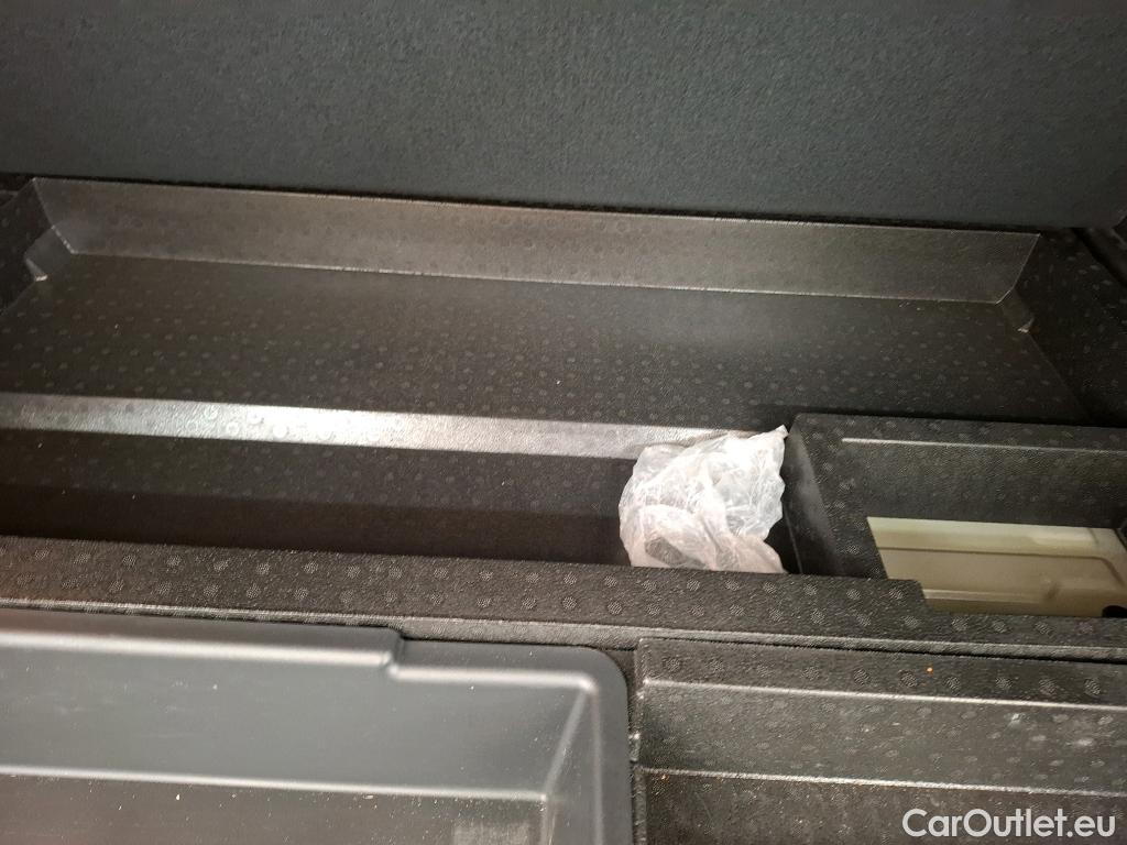  Citroen  C5 CITROEN  Aircross / 2018 / 5P / SUV Hybrid 225 ë-EAT8 Business #35