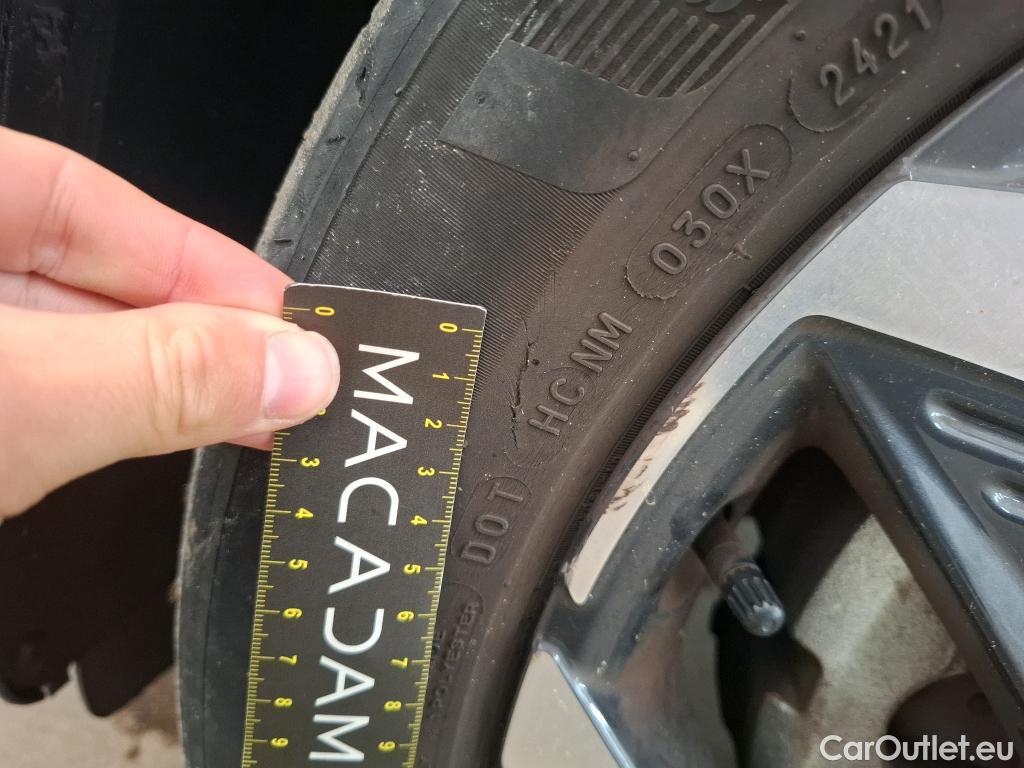  Hyundai  Tucson HYUNDAI  / 2020 / 5P / SUV 1.6 PHEV 265 HTRAC EXECUTIVE 4WD AUTO #26