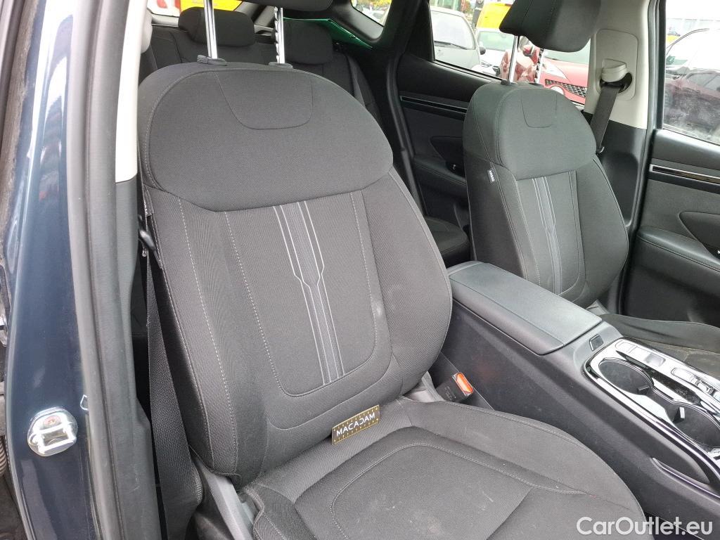  Hyundai  Tucson HYUNDAI  / 2020 / 5P / SUV 1.6 HYBRID 230 CREATIVE #30