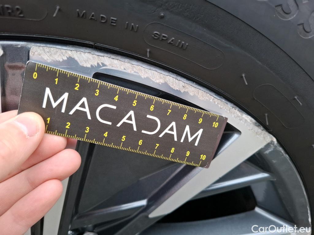  Hyundai  Tucson HYUNDAI  / 2020 / 5P / SUV 1.6 HYBRID 230 CREATIVE #18