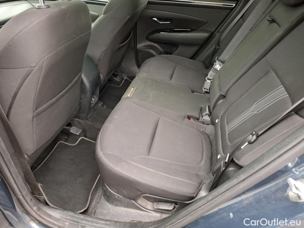  Hyundai  Tucson HYUNDAI  / 2020 / 5P / SUV 1.6 HYBRID 230 CREATIVE #24