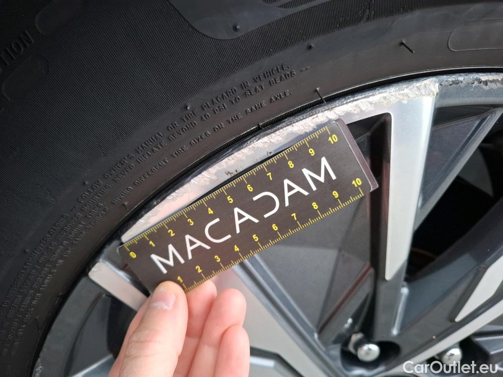  Hyundai  Tucson HYUNDAI  / 2020 / 5P / SUV 1.6 HYBRID 230 CREATIVE #15