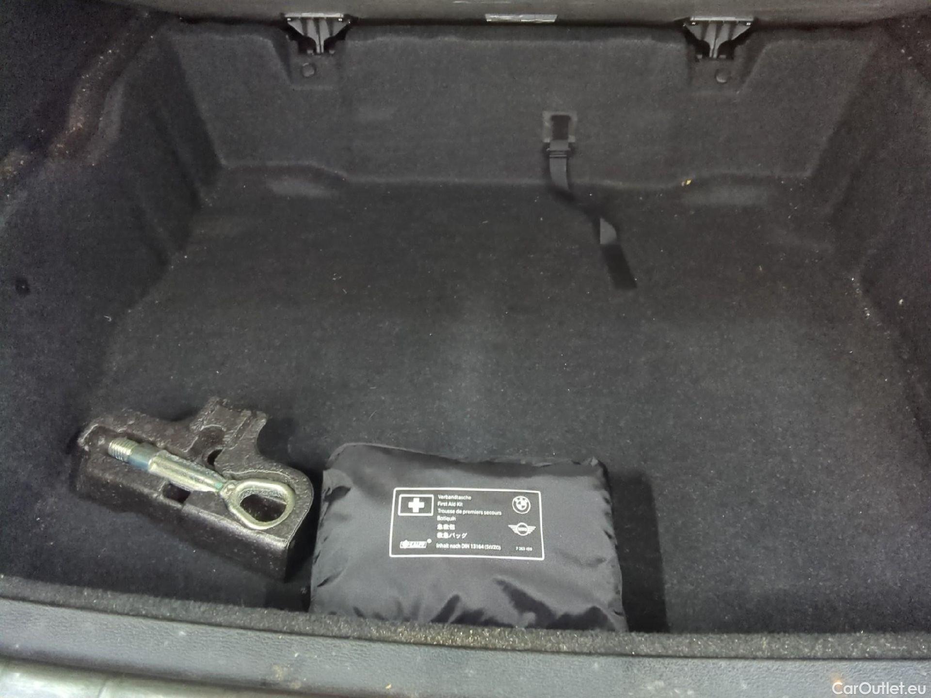  Bmw  X1 Série  sDrive 18 i xLine 1.5 140CV BVA7 E6dT #5