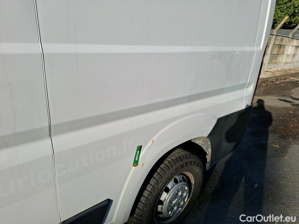  Fiat  Ducato Fiat  VU 4p Fourgon 3.0 M H2 2.0 Mjt 115 Pack Pro Nav #3