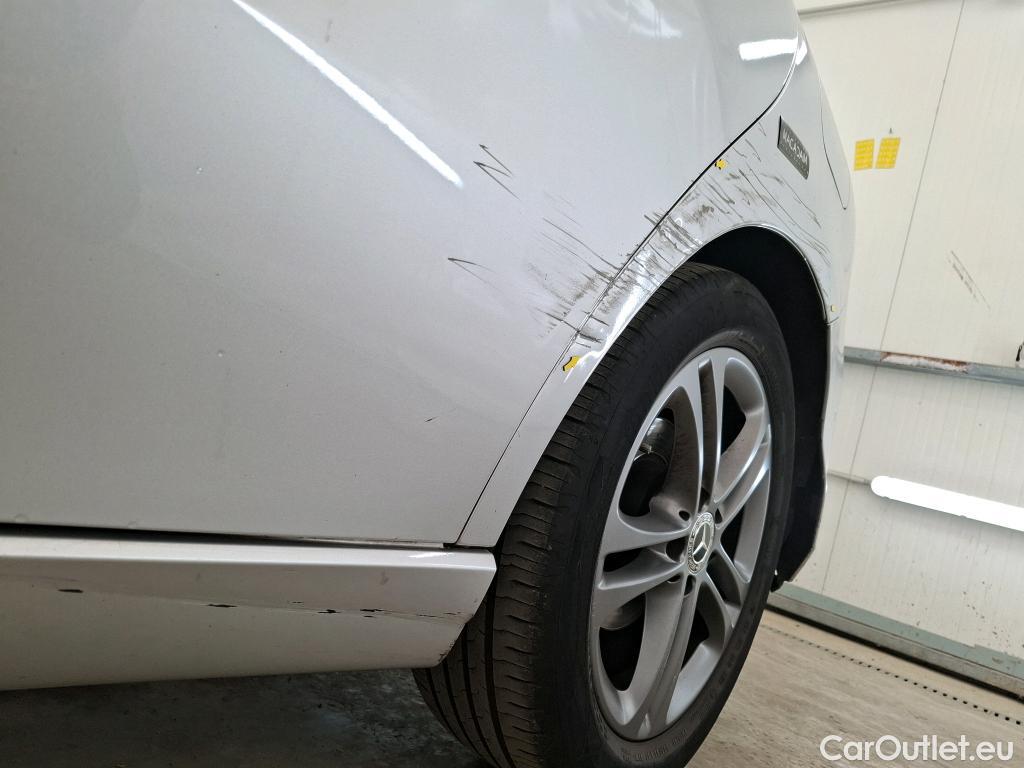  Mercedes  B-Klasse MERCEDES-BENZ Classe B / 2019 / 5P / monospace B 180 d Business Line Edition BA7 #38