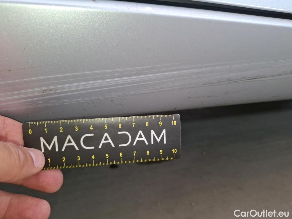  Mercedes  B-Klasse MERCEDES-BENZ Classe B / 2019 / 5P / monospace B 180 d Business Line Edition BA7 #76