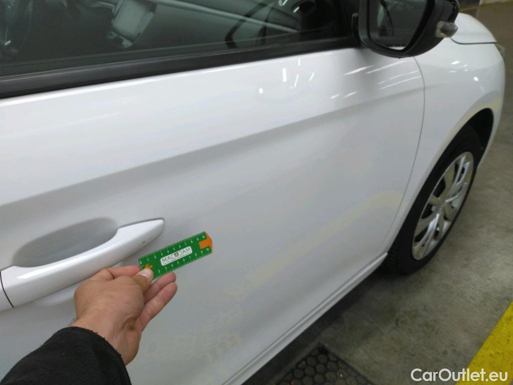  Opel  Corsa  F e Edition Business 50kWh BVA #18