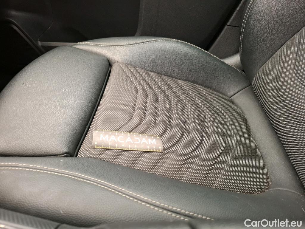  Mercedes  B-Klasse MERCEDES-BENZ Classe B / 2019 / 5P / monospace B 180 d Business Line Edition BA7 #92