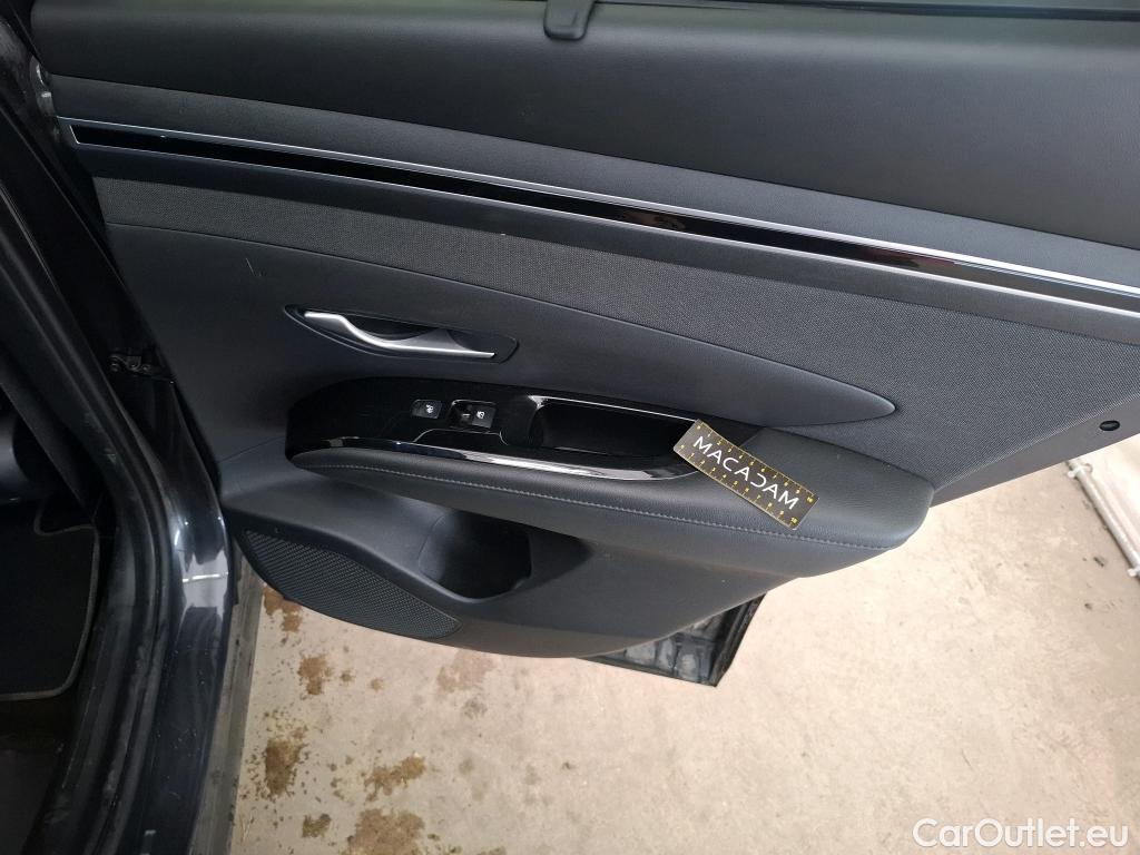  Hyundai  Tucson HYUNDAI  / 2020 / 5P / SUV 1.6 PHEV 265 HTRAC EXECUTIVE 4WD AUTO #94