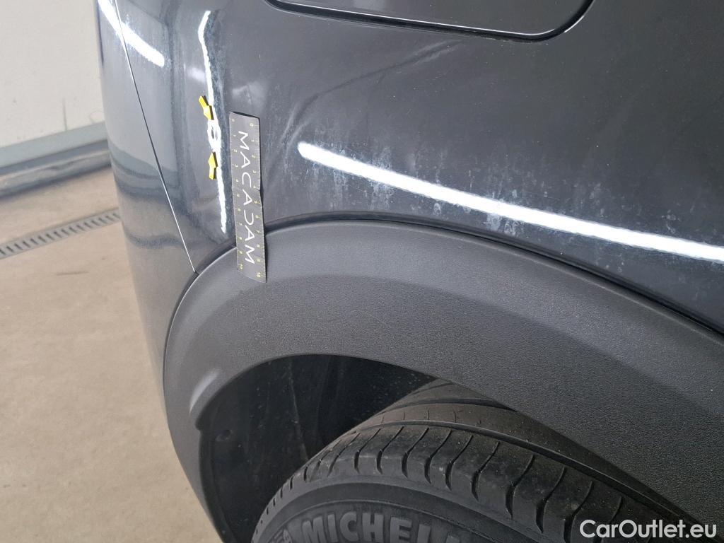  Peugeot  3008 PEUGEOT  / 2016 / 5P / SUV BlueHDi 130 S&S EAT8 ALLURE #22