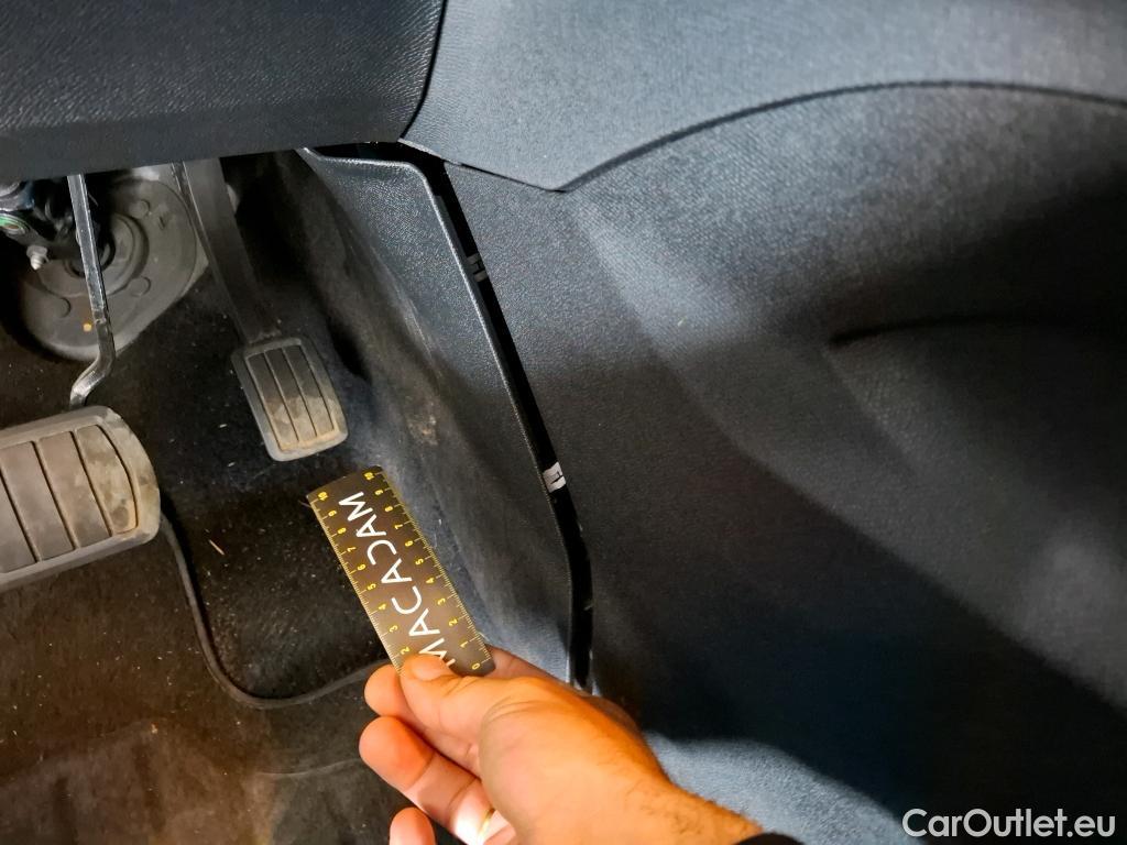  Peugeot  3008  Active Business 1.5 HDi 130CV BVA8 E6d #16