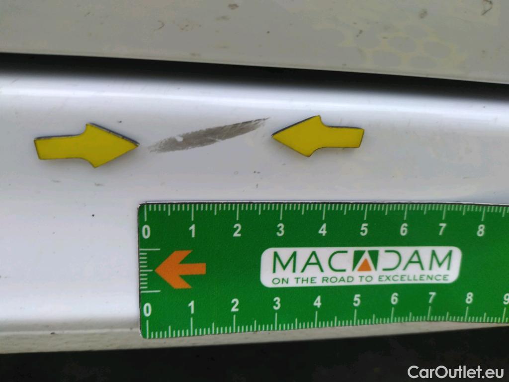  Opel  Corsa  F e Edition Business 50kWh BVA #21