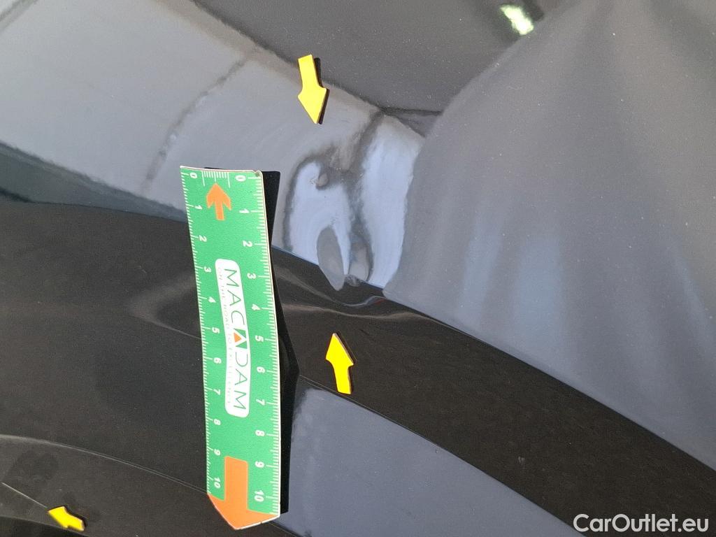  Peugeot  208 PEUGEOT  / 2019 / 5P / Berline BLUEHDI 100 S&S Allure Business #2