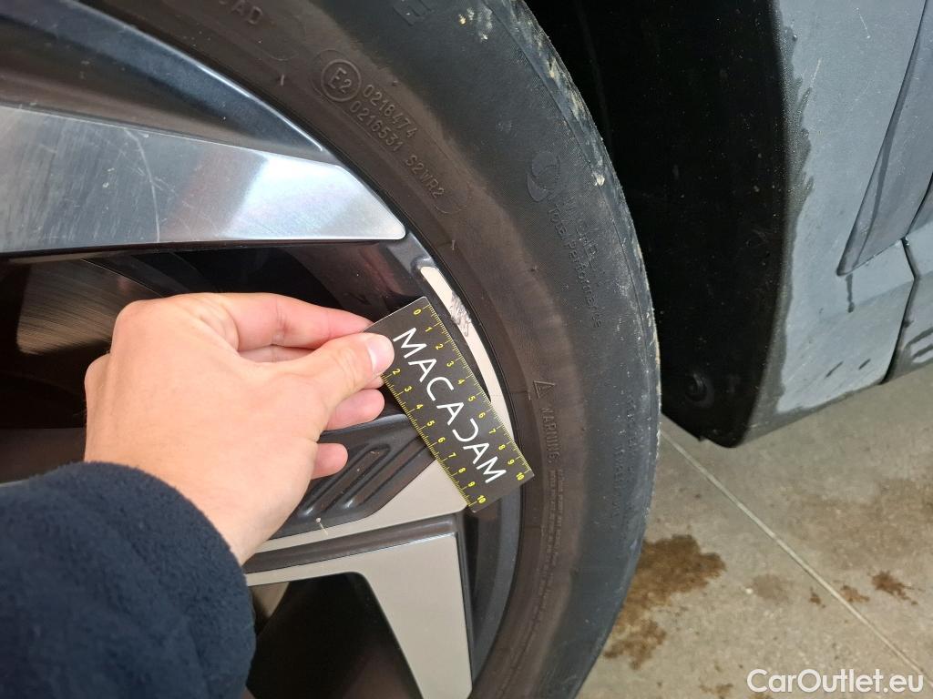  Hyundai  Tucson HYUNDAI  / 2020 / 5P / SUV 1.6 PHEV 265 HTRAC EXECUTIVE 4WD AUTO #102