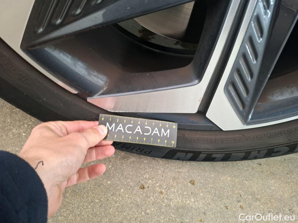  Hyundai  Tucson HYUNDAI  / 2020 / 5P / SUV 1.6 PHEV 265 HTRAC EXECUTIVE 4WD AUTO #103