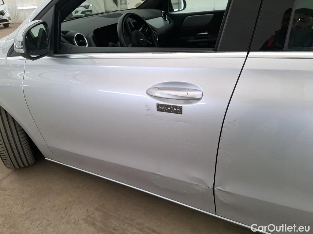  Mercedes  B-Klasse MERCEDES-BENZ Classe B / 2019 / 5P / monospace B 180 d Business Line Edition BA7 #99