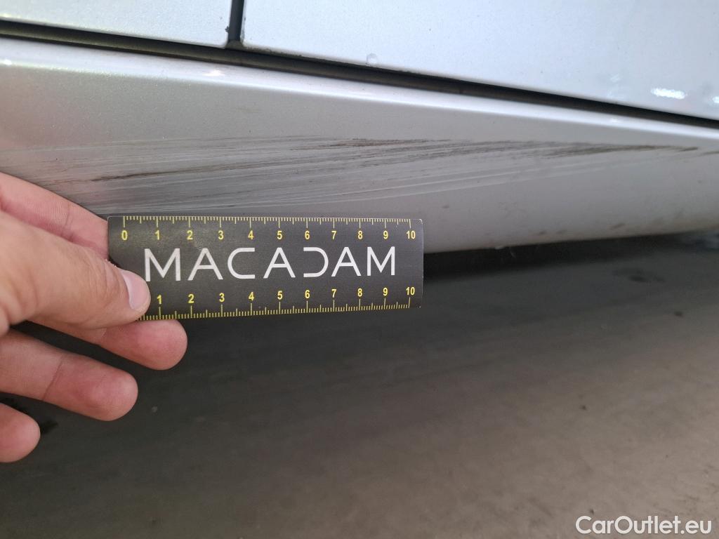  Mercedes  B-Klasse MERCEDES-BENZ Classe B / 2019 / 5P / monospace B 180 d Business Line Edition BA7 #78