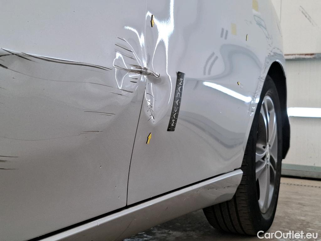  Mercedes  B-Klasse MERCEDES-BENZ Classe B / 2019 / 5P / monospace B 180 d Business Line Edition BA7 #2