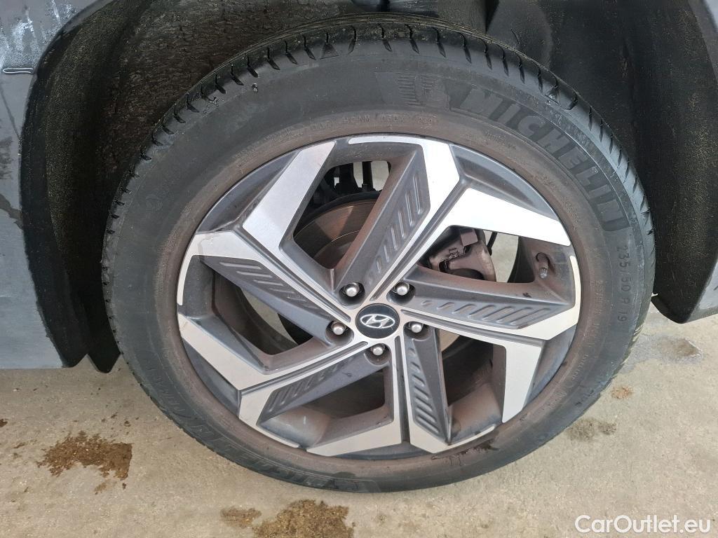  Hyundai  Tucson HYUNDAI  / 2020 / 5P / SUV 1.6 PHEV 265 HTRAC EXECUTIVE 4WD AUTO #107