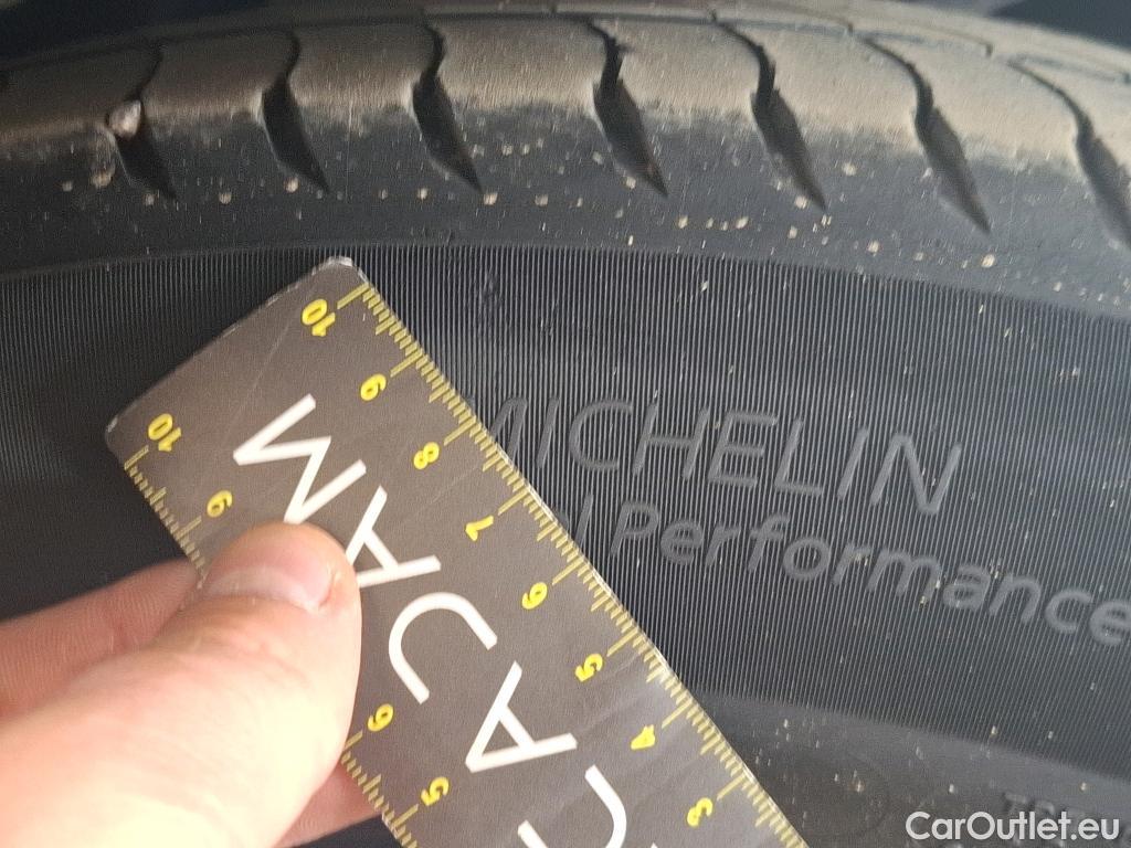  Peugeot  3008 PEUGEOT  / 2016 / 5P / SUV BlueHDi 130 S&S EAT8 ALLURE #7