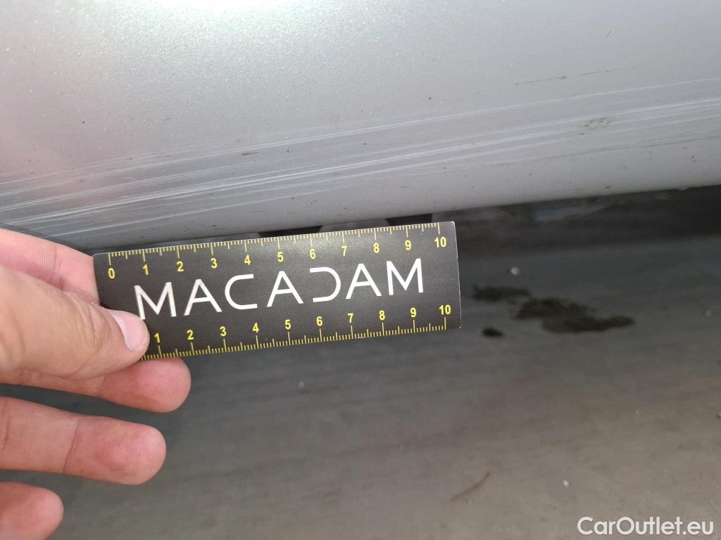  Mercedes  B-Klasse MERCEDES-BENZ Classe B / 2019 / 5P / monospace B 180 d Business Line Edition BA7 #75