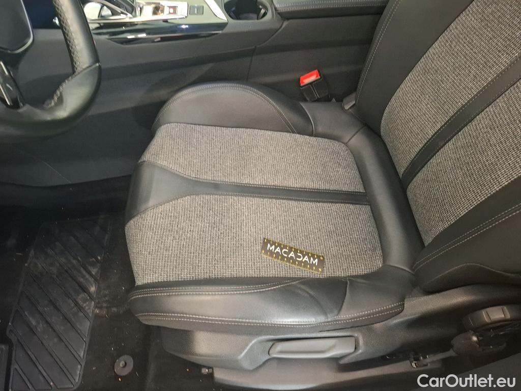  Peugeot  3008 PEUGEOT  / 2016 / 5P / SUV BlueHDi 130 S&S EAT8 ALLURE #8