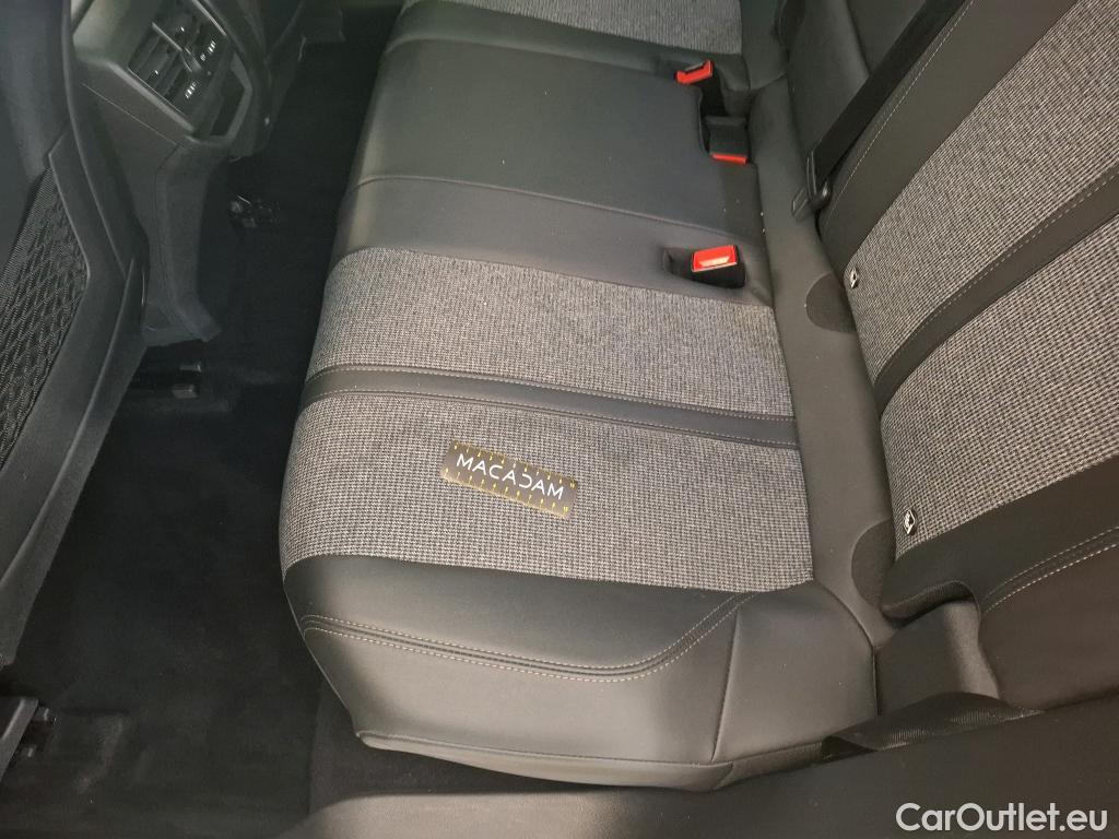  Peugeot  3008 PEUGEOT  / 2016 / 5P / SUV BlueHDi 130 S&S EAT8 ALLURE #27