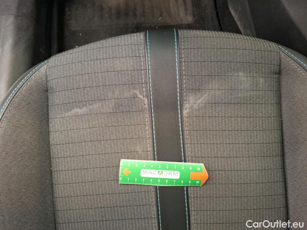  Peugeot  208 PEUGEOT  / 2019 / 5P / Berline BLUEHDI 100 S&S Allure Business #13