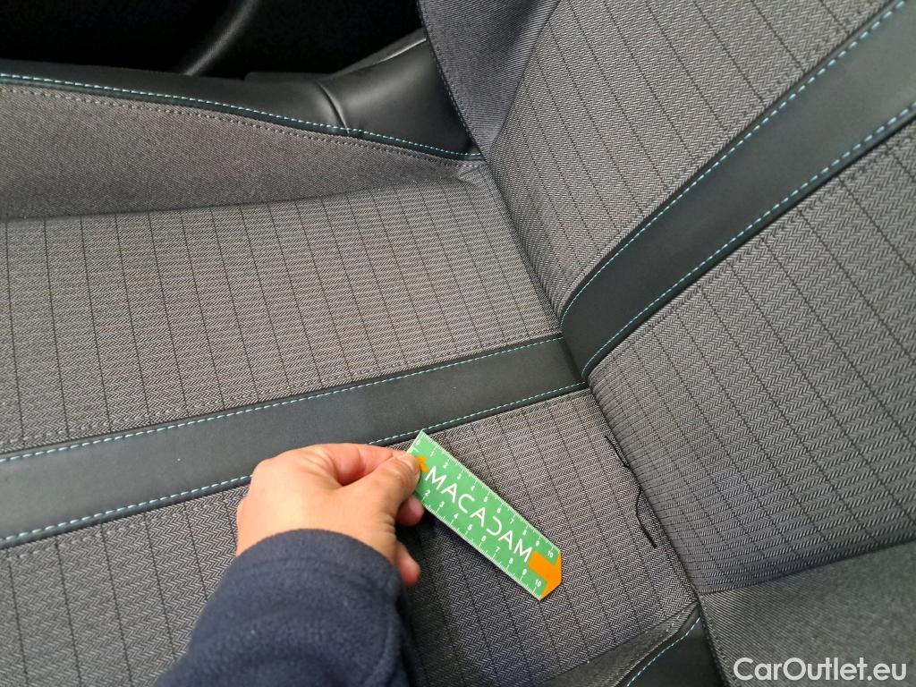  Peugeot  2008  Allure Business 1.5 HDi 110CV BVM6 E6d #11