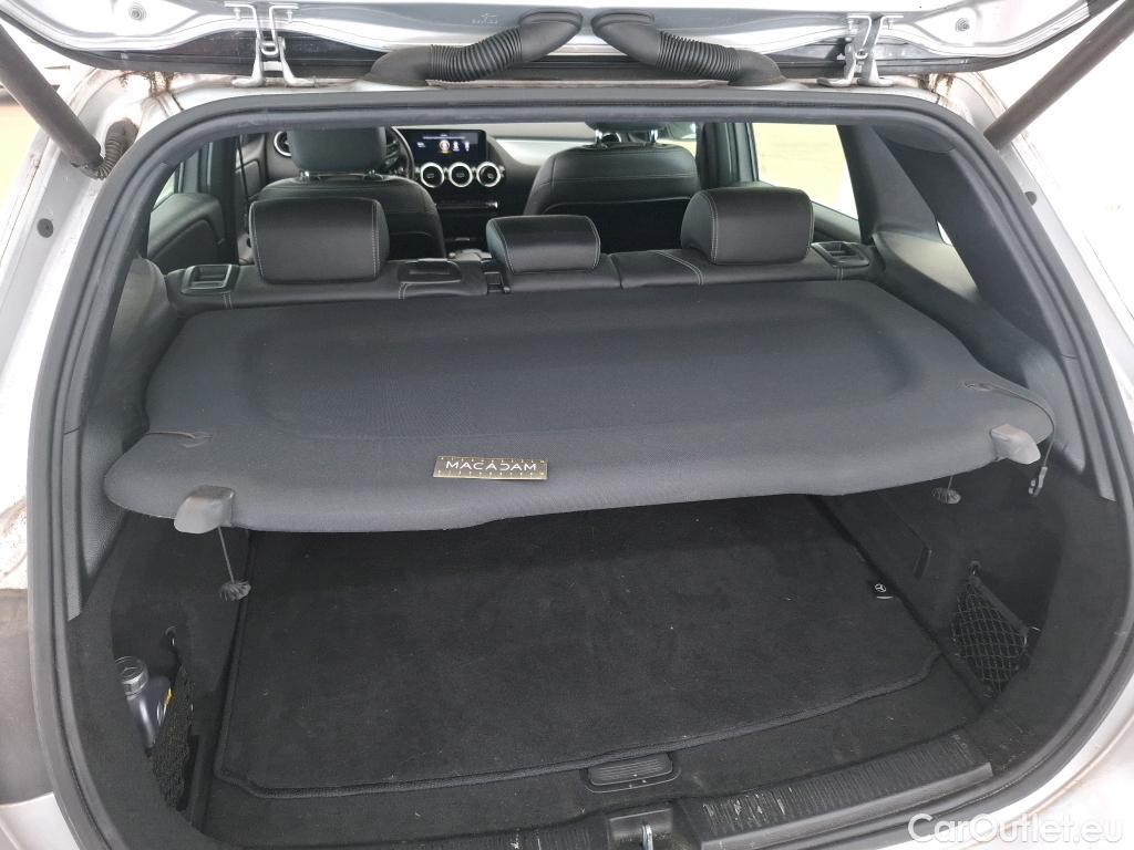  Mercedes  B-Klasse MERCEDES-BENZ Classe B / 2019 / 5P / monospace B 180 d Business Line Edition BA7 #80