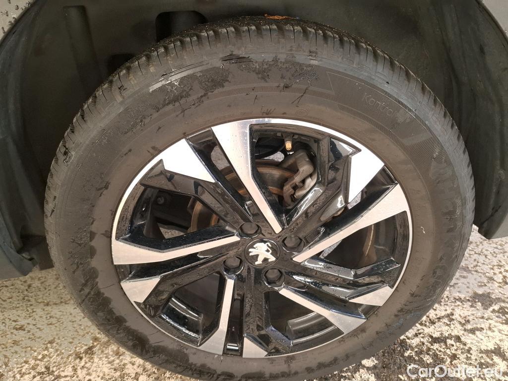  Peugeot  2008  Allure Business 1.5 HDi 130CV BVA8 E6d #3