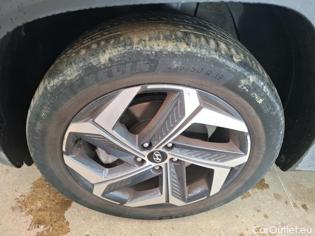  Hyundai  Tucson HYUNDAI  / 2020 / 5P / SUV 1.6 PHEV 265 HTRAC EXECUTIVE 4WD AUTO #100