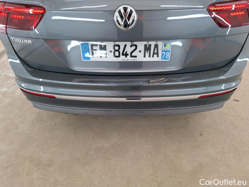  Volkswagen  Tiguan VOLKSWAGEN  / 2016 / 5P / SUV 1.5 TSI 150 EVO DSG7 Carat #18