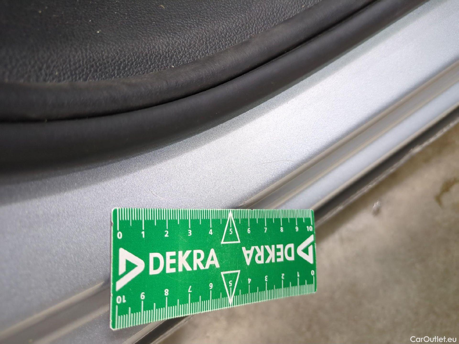  Volkswagen  Tiguan VOLKSWAGEN  / 2020 / 5P / SUV 2.0 TDI 150 DSG7 Life Business #14