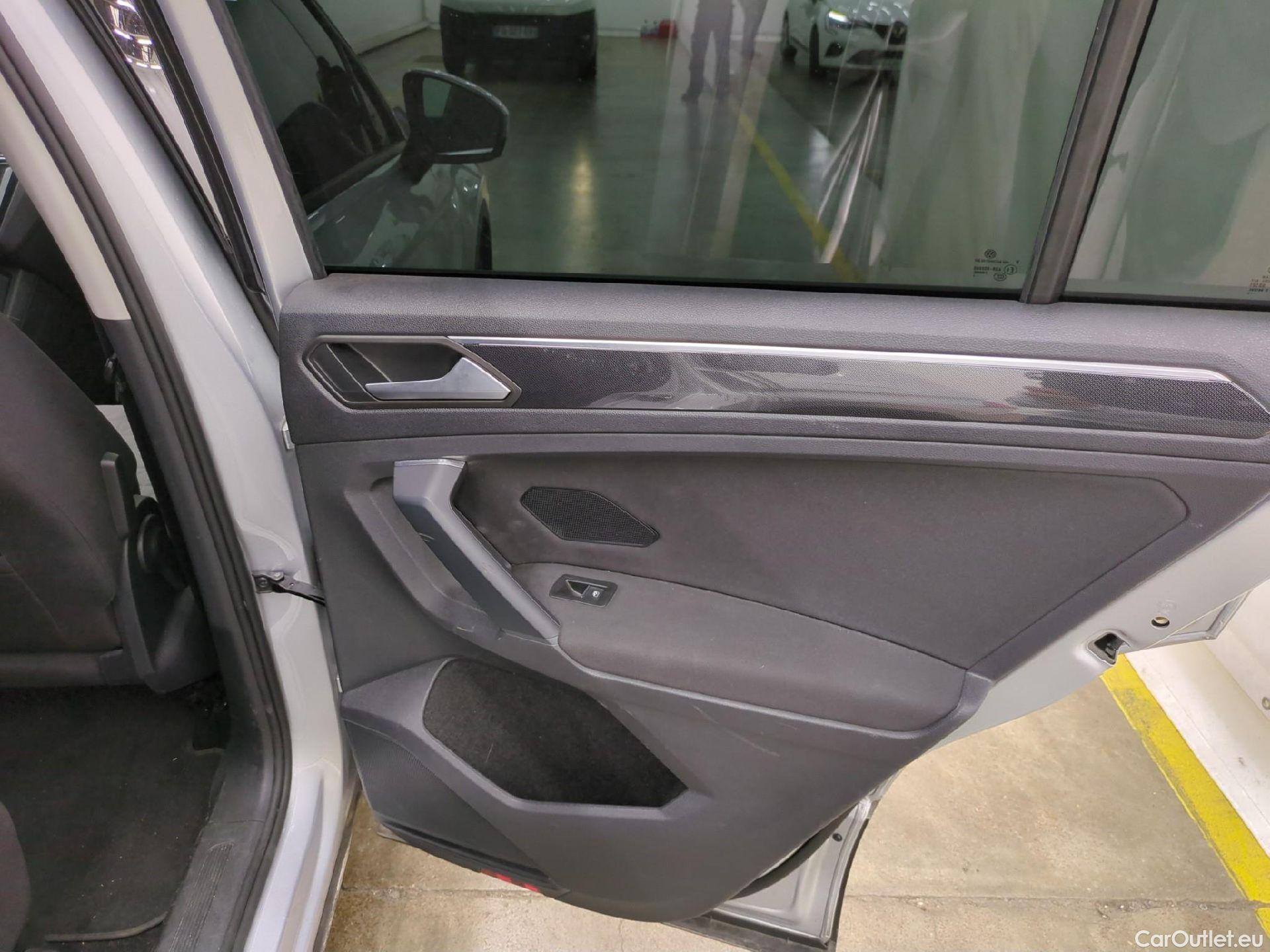  Volkswagen  Tiguan VOLKSWAGEN  / 2020 / 5P / SUV 2.0 TDI 150 DSG7 Life Business #7