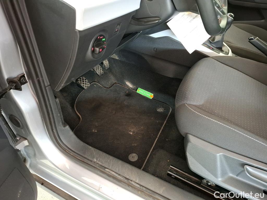  Seat  Arona SEAT  / 2021 / 5P / SUV 1.0 EcoTSI 95ch BVM5 S/S Style Business #9